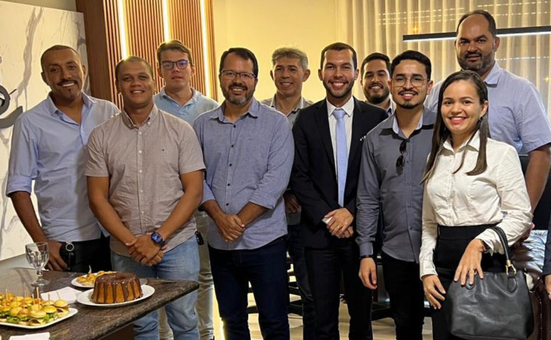 Equipe do Fazendo Negócios Direito reunida